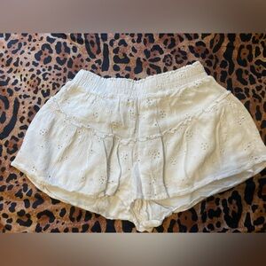 White kids shorts 14/16